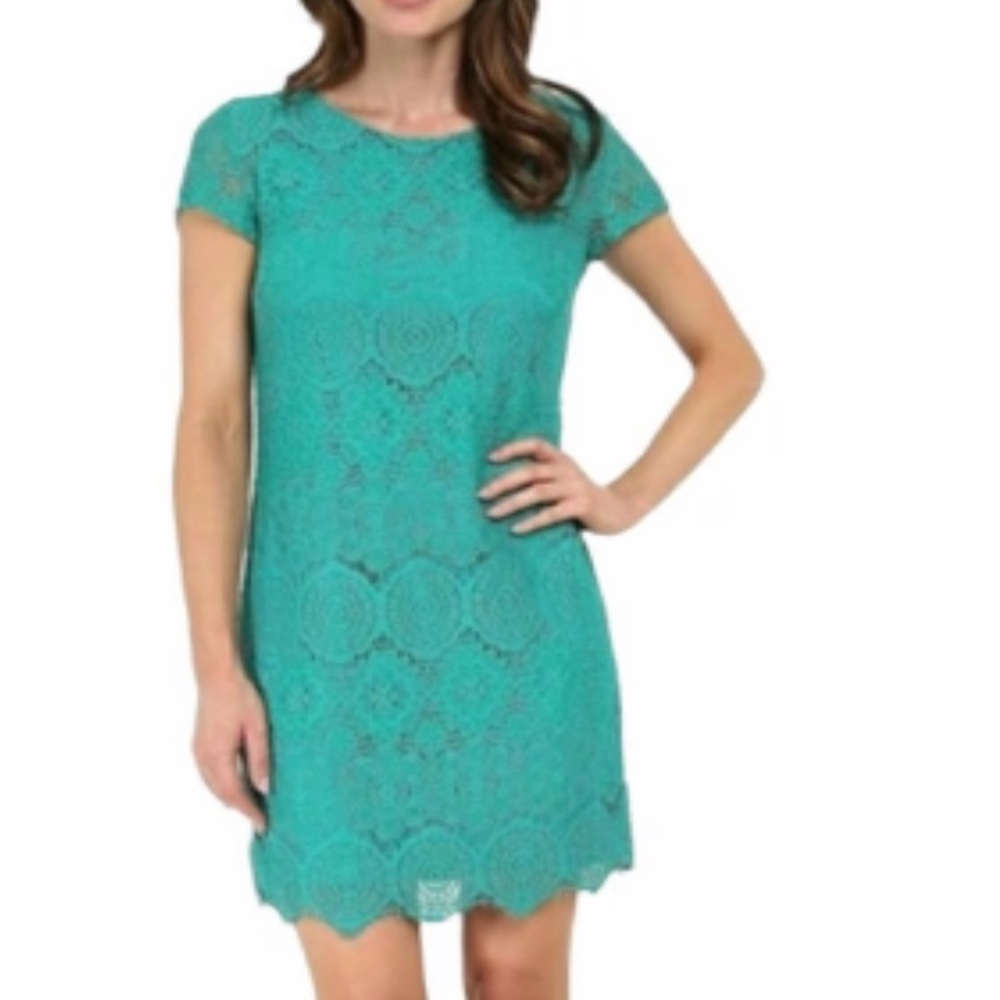 Green Crochet Romantic Easter Lace Short Sleeve Woman’s Size 8